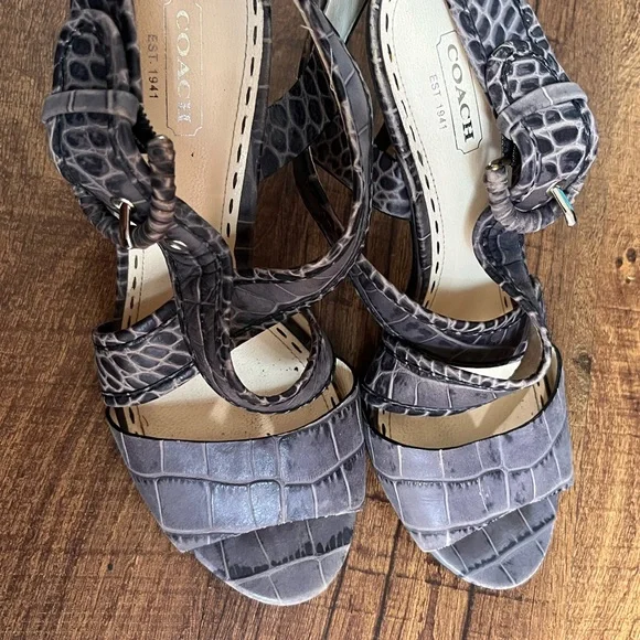 COACH Heels - Karlie Color charcoal gray and black size 7.5 - Picture 10 of 11